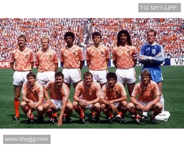 巴斯滕辉煌生涯回顾从天才射手到荷兰足球传奇巨星