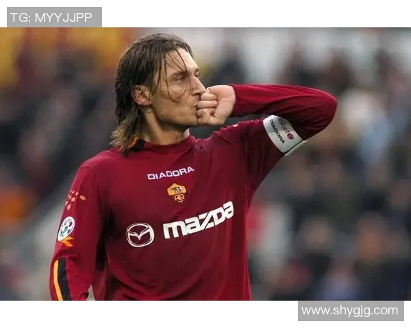 能当足球踢的球星有哪些他们的另类身份与传奇故事 能当足球踢的球星有哪些他们的另类身份与传奇故事