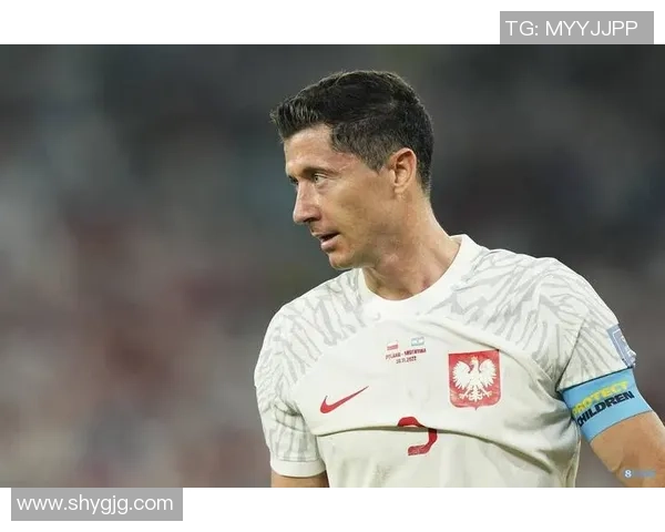 波兰足球第一球星是谁 他在国际赛场上的传奇表现分析 波兰足球第一球星是谁 他在国际赛场上的传奇表现分析
